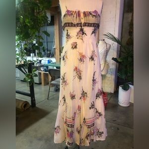 Karma Highway - Adjustable Maxi Dress - White Floral